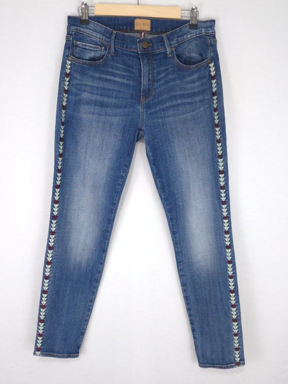 Driftwood Classic Fit Marilyn Embroidered Skinny Jeans